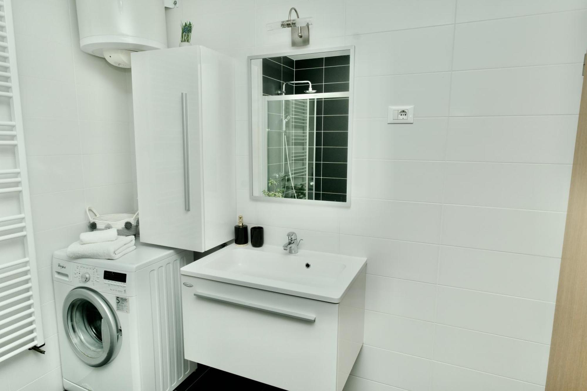 Apartment Lana Bristivica Eksteriør billede